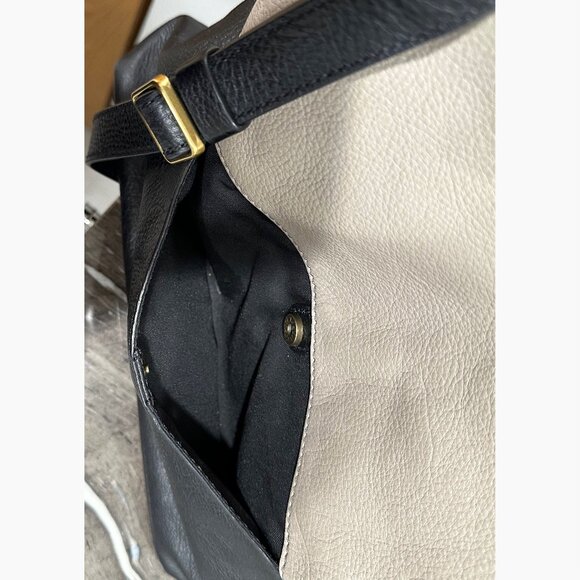 Fossil Leather Shoulder Bag - Picture 4 of 5